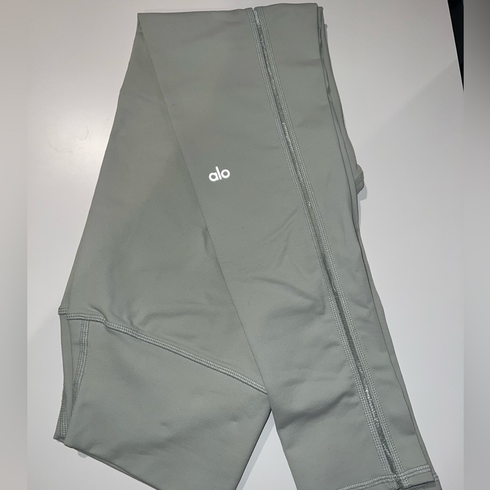 ALO Leggings